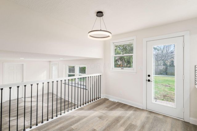 325 Starrett Court, Columbus, OH 43214