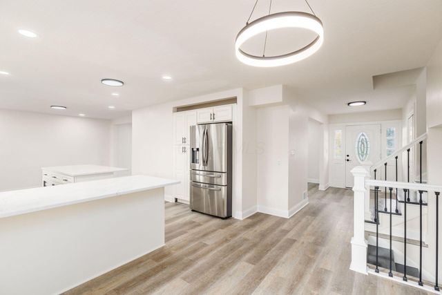 325 Starrett Court, Columbus, OH 43214