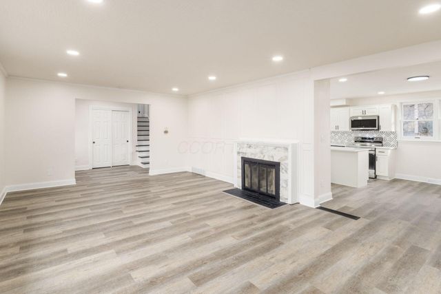 325 Starrett Court, Columbus, OH 43214