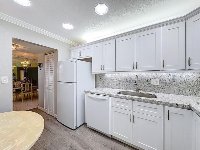 4211 NW 41st Street 205, Lauderdale Lakes, FL 33319