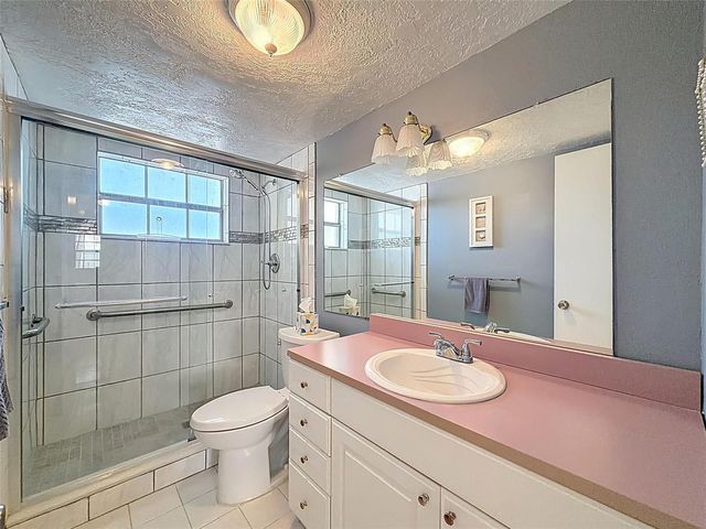 4211 NW 41st Street 205, Lauderdale Lakes, FL 33319