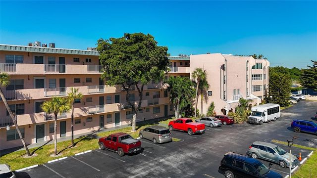 4211 NW 41st Street 205, Lauderdale Lakes, FL 33319