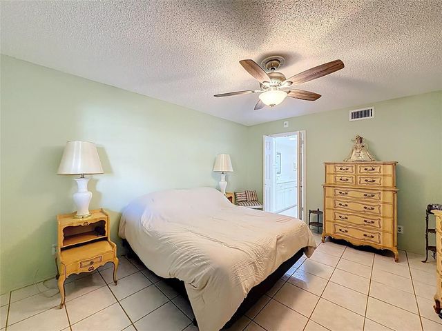 4211 NW 41st Street 205, Lauderdale Lakes, FL 33319