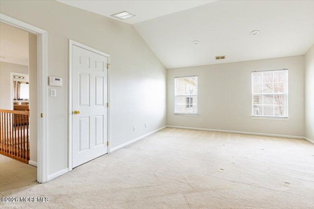 10 Hemingway Lane, Columbus, NJ 08022