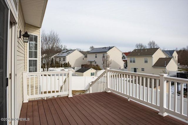 10 Hemingway Lane, Columbus, NJ 08022