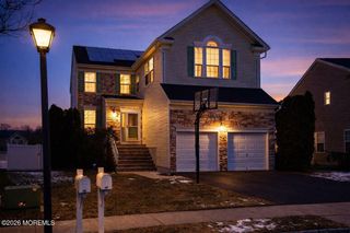 10 Hemingway Lane, Columbus, NJ 08022