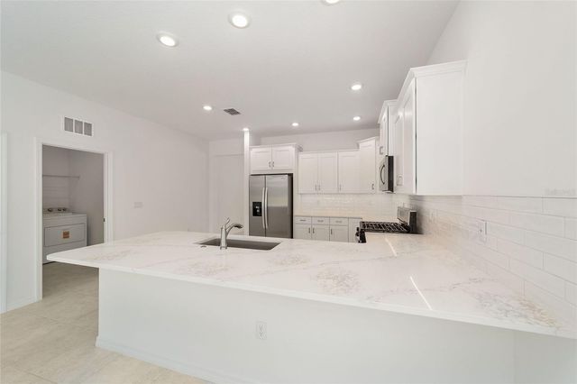 5702 SW 70TH AVENUE, Ocala, FL 34476