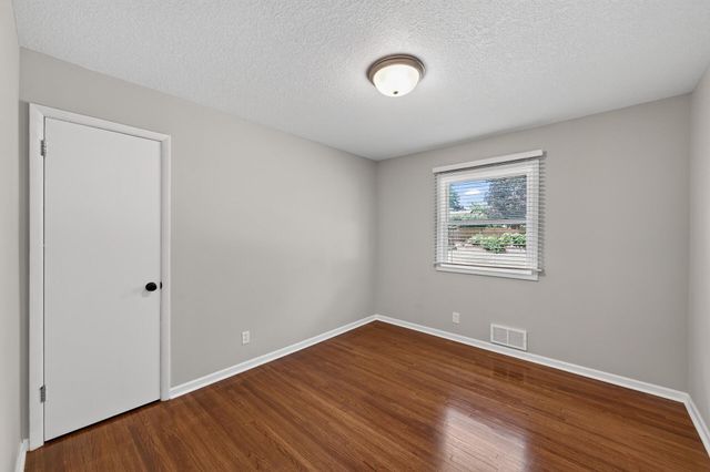 2124 Dixon Drive, Bloomington, MN 55431