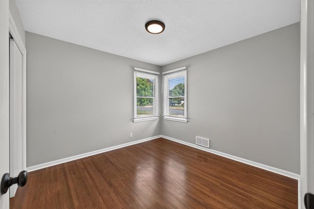 2124 Dixon Drive, Bloomington, MN 55431