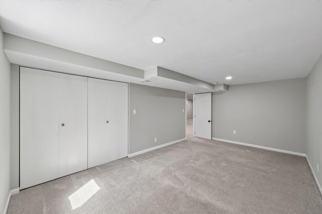 2124 Dixon Drive, Bloomington, MN 55431