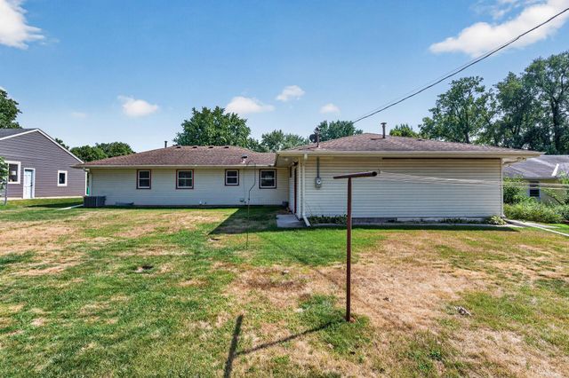 2124 Dixon Drive, Bloomington, MN 55431