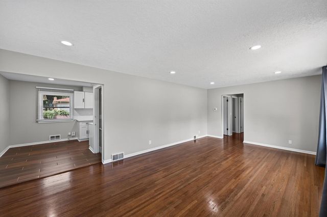 2124 Dixon Drive, Bloomington, MN 55431