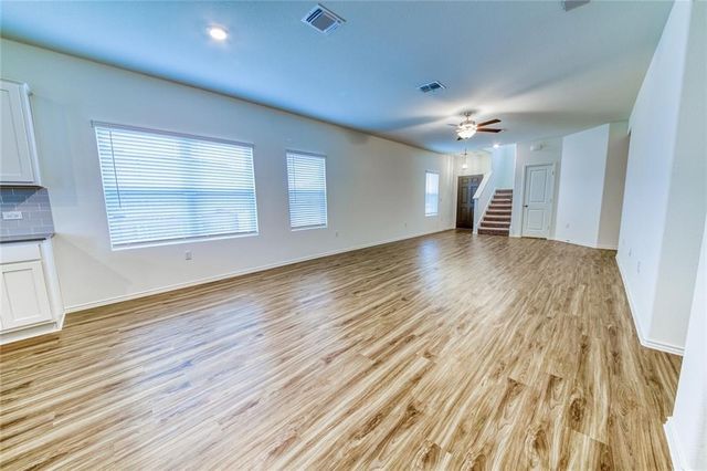 15401 Summer Ray DR NE, Del Valle, TX 78617