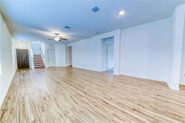 15401 Summer Ray DR NE, Del Valle, TX 78617