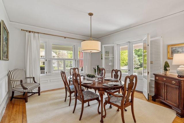59 Elm St, Concord, MA 01742