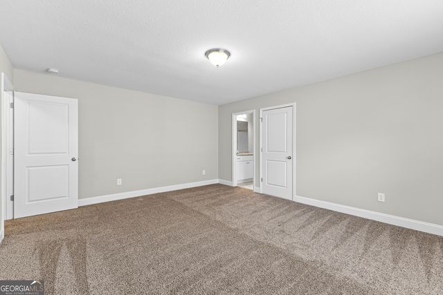 517 Lago Court, Lagrange, GA 30241