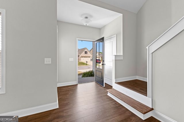 517 Lago Court, Lagrange, GA 30241
