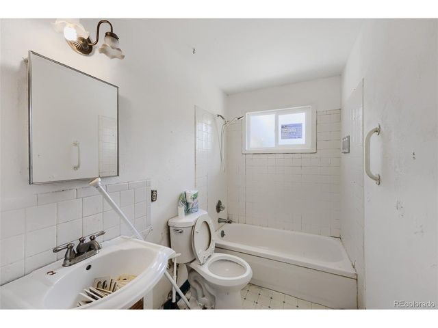 116 Ash Ave, Castle Rock, CO 80104