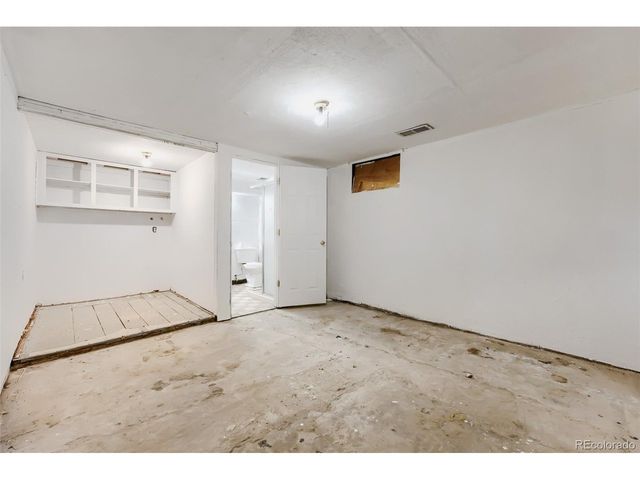 116 Ash Ave, Castle Rock, CO 80104