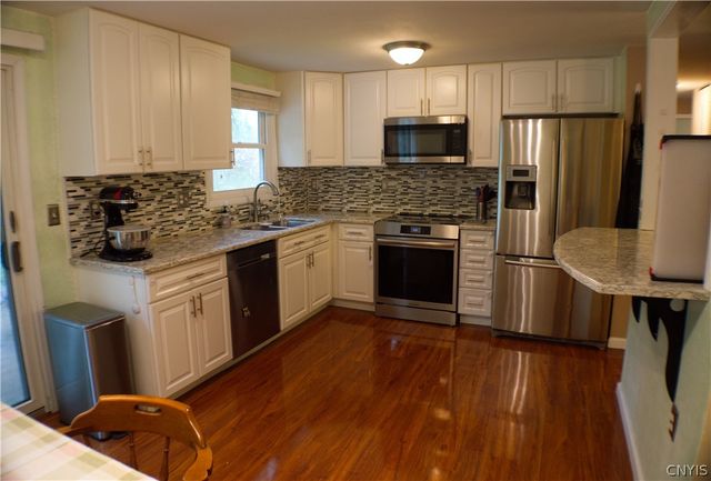 8439 Torchwood Lane, Cicero, NY 13039