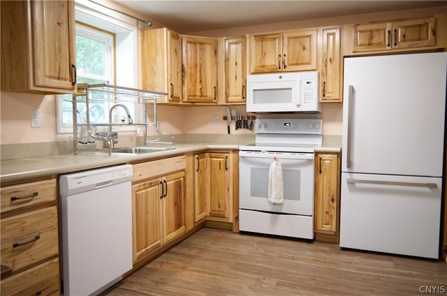 8439 Torchwood Lane, Cicero, NY 13039