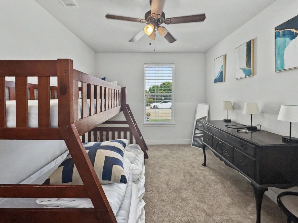Image 24 of property listing at 3659 N Pearwood Avenue, Fresno, CA 93727