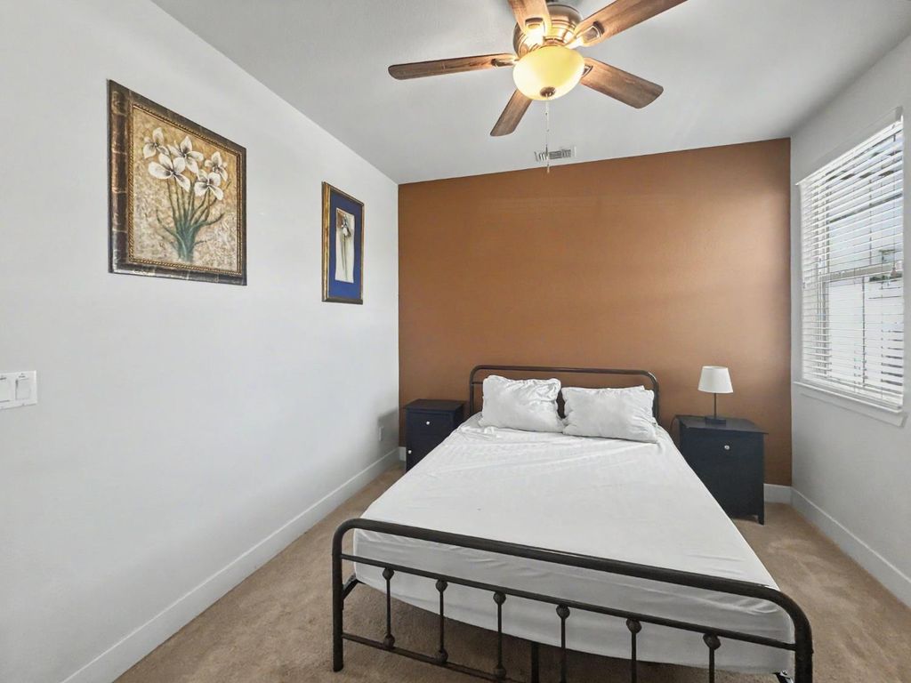 Image 31 of property listing at 3659 N Pearwood Avenue, Fresno, CA 93727