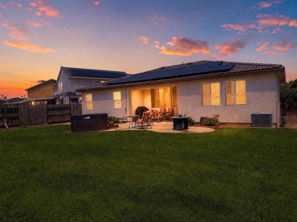 Image 40 of property listing at 3659 N Pearwood Avenue, Fresno, CA 93727