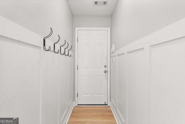 5675 Bridle Glen Dr., Sugar Hill, GA 30518