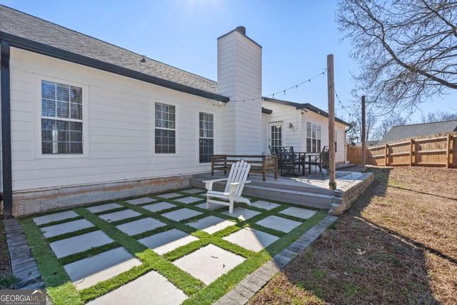 5675 Bridle Glen Dr., Sugar Hill, GA 30518