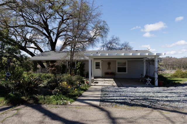 1036 First Right Rd, El Dorado, CA 95623