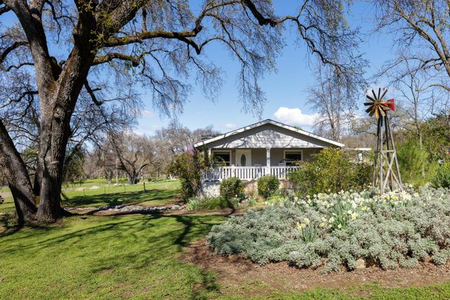 1036 First Right Rd, El Dorado, CA 95623