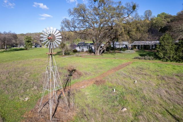 1036 First Right Rd, El Dorado, CA 95623