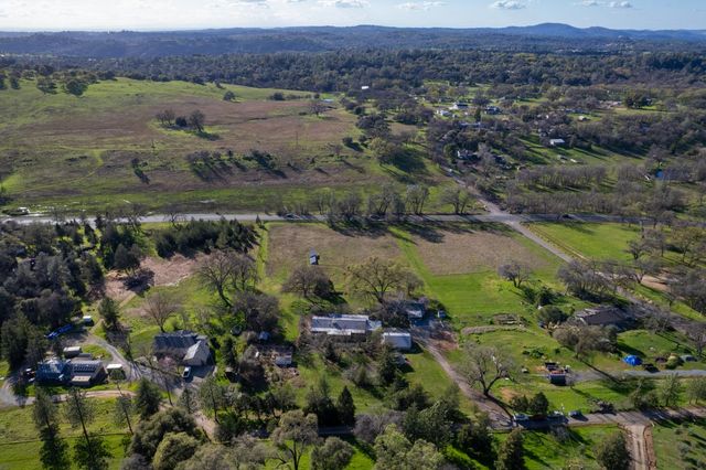 1036 First Right Rd, El Dorado, CA 95623