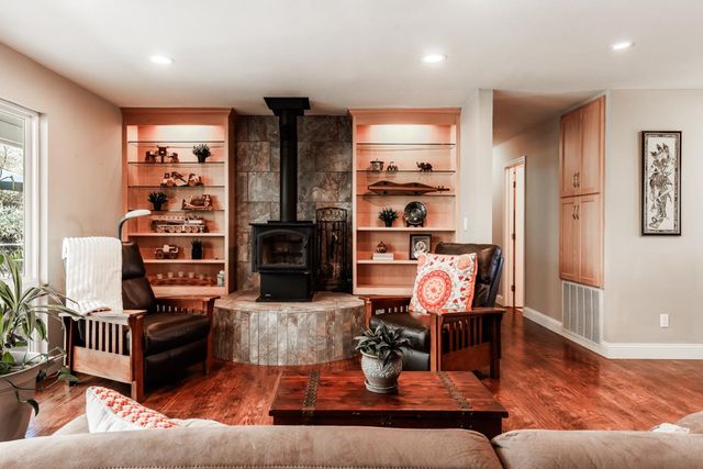 1036 First Right Rd, El Dorado, CA 95623