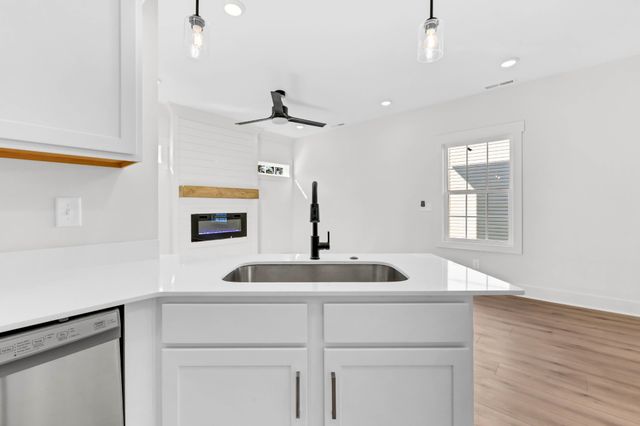 35 Charleston Cove, Clarksville, TN 37043