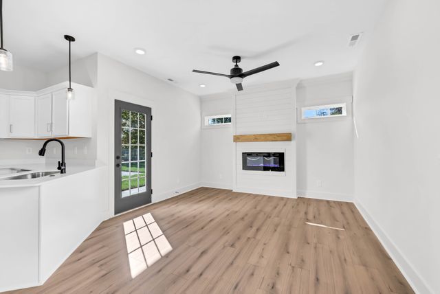 35 Charleston Cove, Clarksville, TN 37043