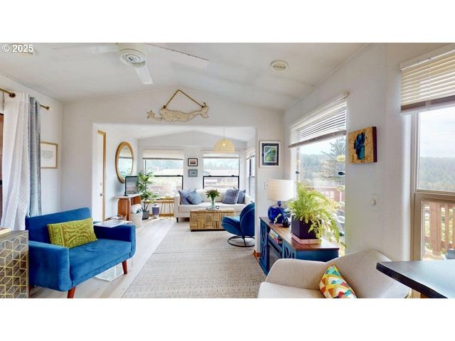 19921 WHALESHEAD Rd U3, Brookings, OR 97415
