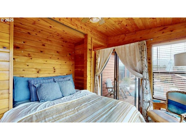 19921 WHALESHEAD Rd U3, Brookings, OR 97415