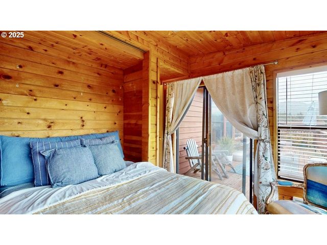 19921 WHALESHEAD Rd U3, Brookings, OR 97415