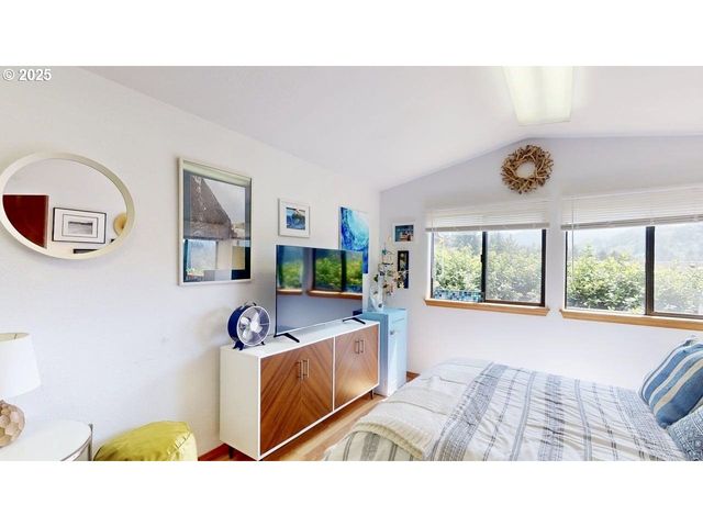 19921 WHALESHEAD Rd U3, Brookings, OR 97415