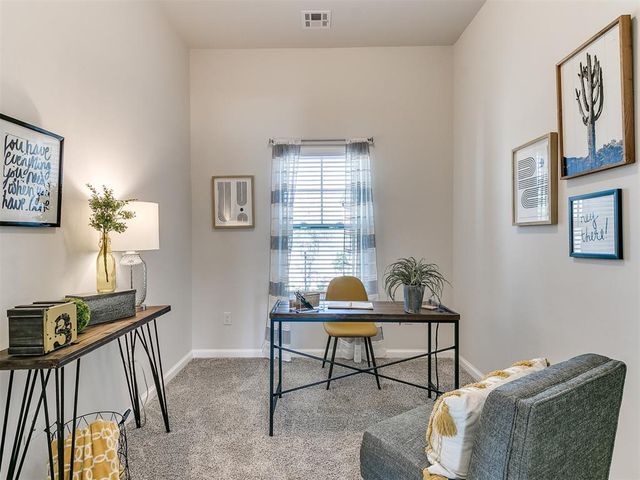 11436 SW 11th Street, Yukon, OK 73099