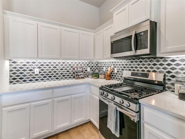 11436 SW 11th Street, Yukon, OK 73099