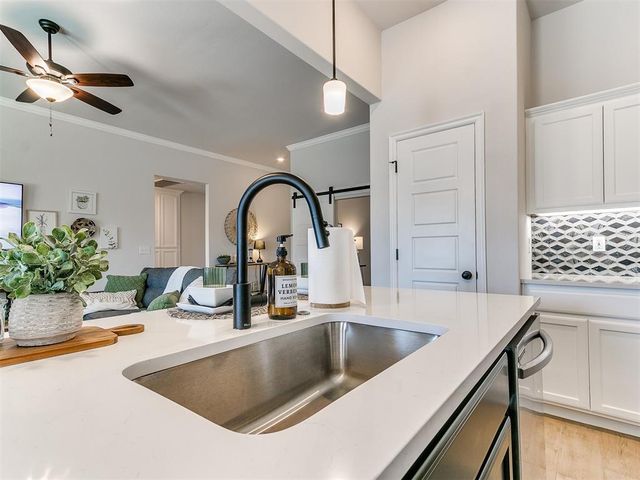 11436 SW 11th Street, Yukon, OK 73099