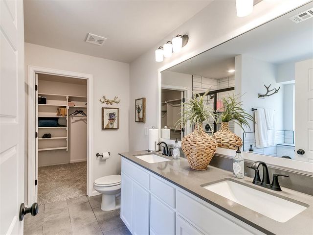 11436 SW 11th Street, Yukon, OK 73099