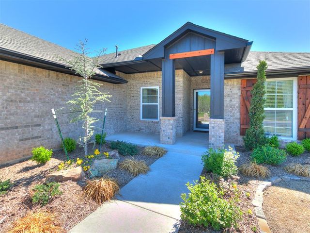 11436 SW 11th Street, Yukon, OK 73099