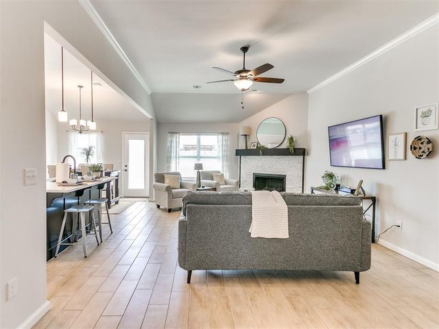 11436 SW 11th Street, Yukon, OK 73099