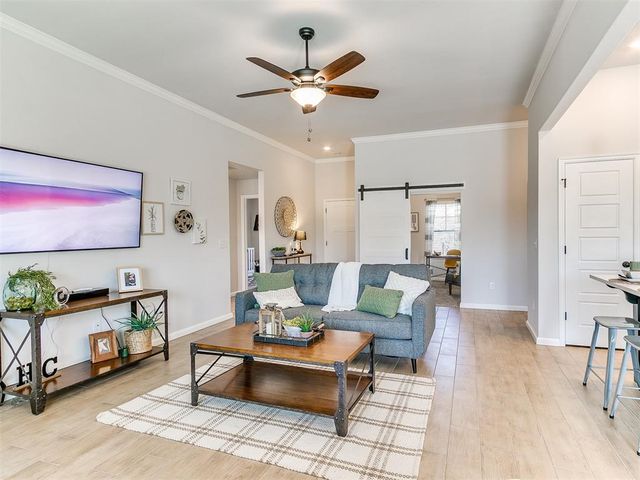 11436 SW 11th Street, Yukon, OK 73099