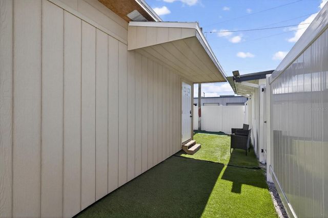 5407 ROSEMONT AVENUE, Tampa, FL 33614