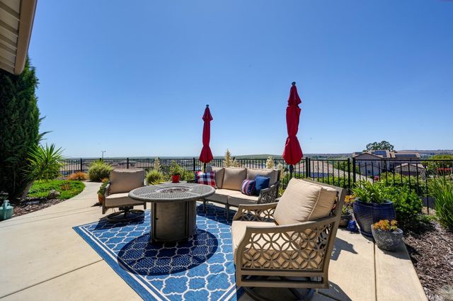 638 Valley Brook Ct, El Dorado Hills, CA 95762